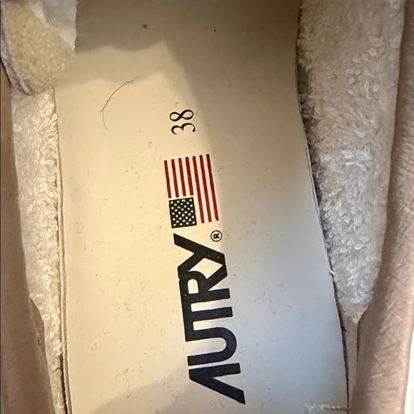 Autry medalist low Sneakers 38/7-7.5 - Picture 6 of 6